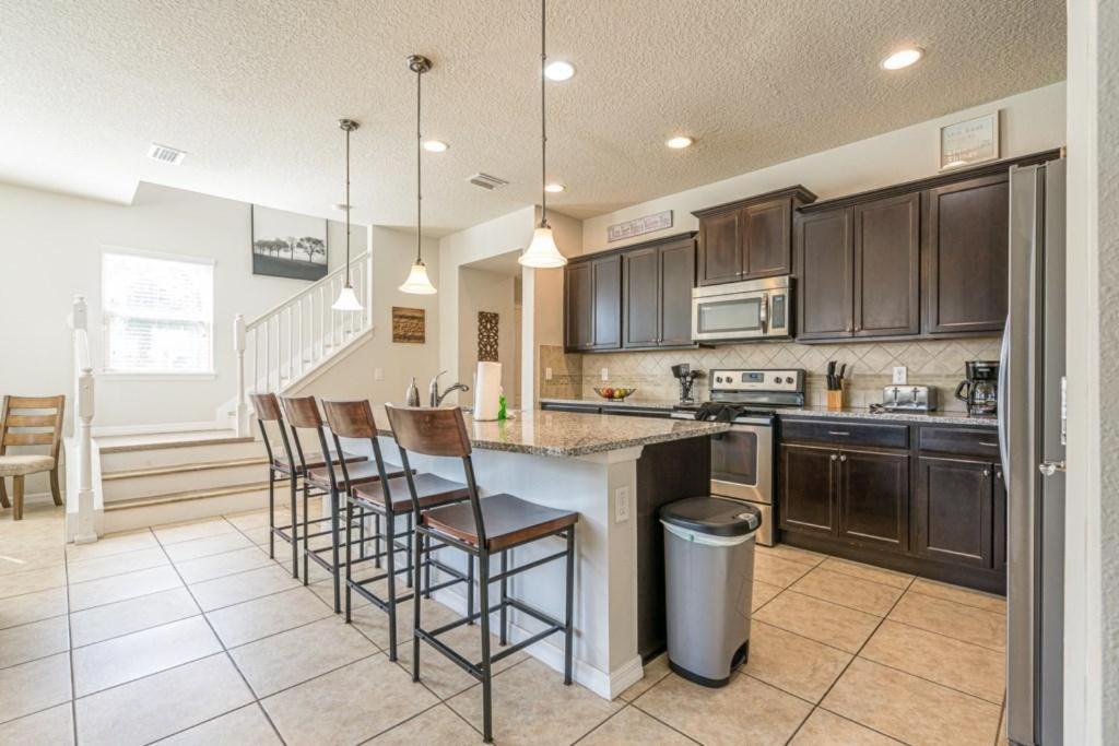 Appartement Lovely 5Br Townhouse At Windsor At Westside à Kissimmee Extérieur photo